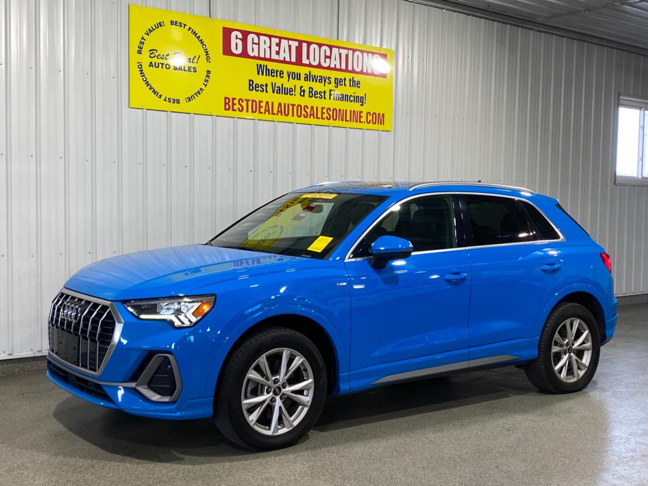 2023 Audi Q3 S line Premium quattro