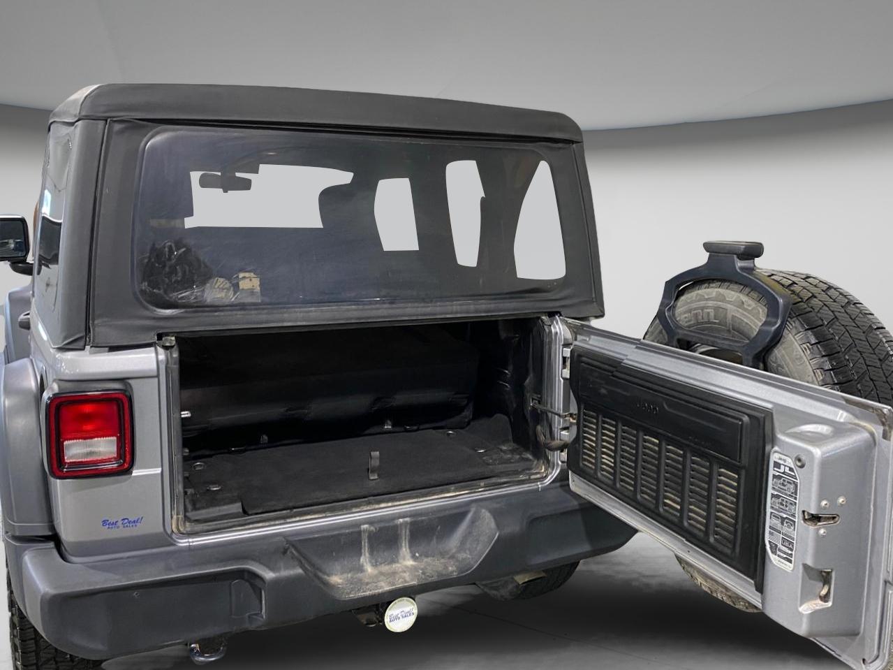 Jeep Wrangler Sport 4WD 2018