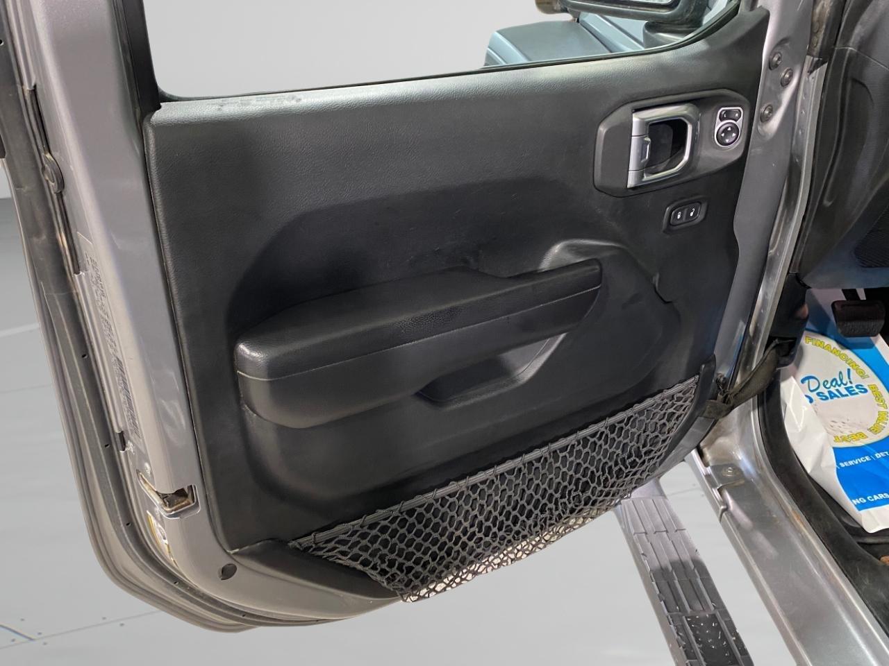 Jeep Wrangler Sport 4WD 2018
