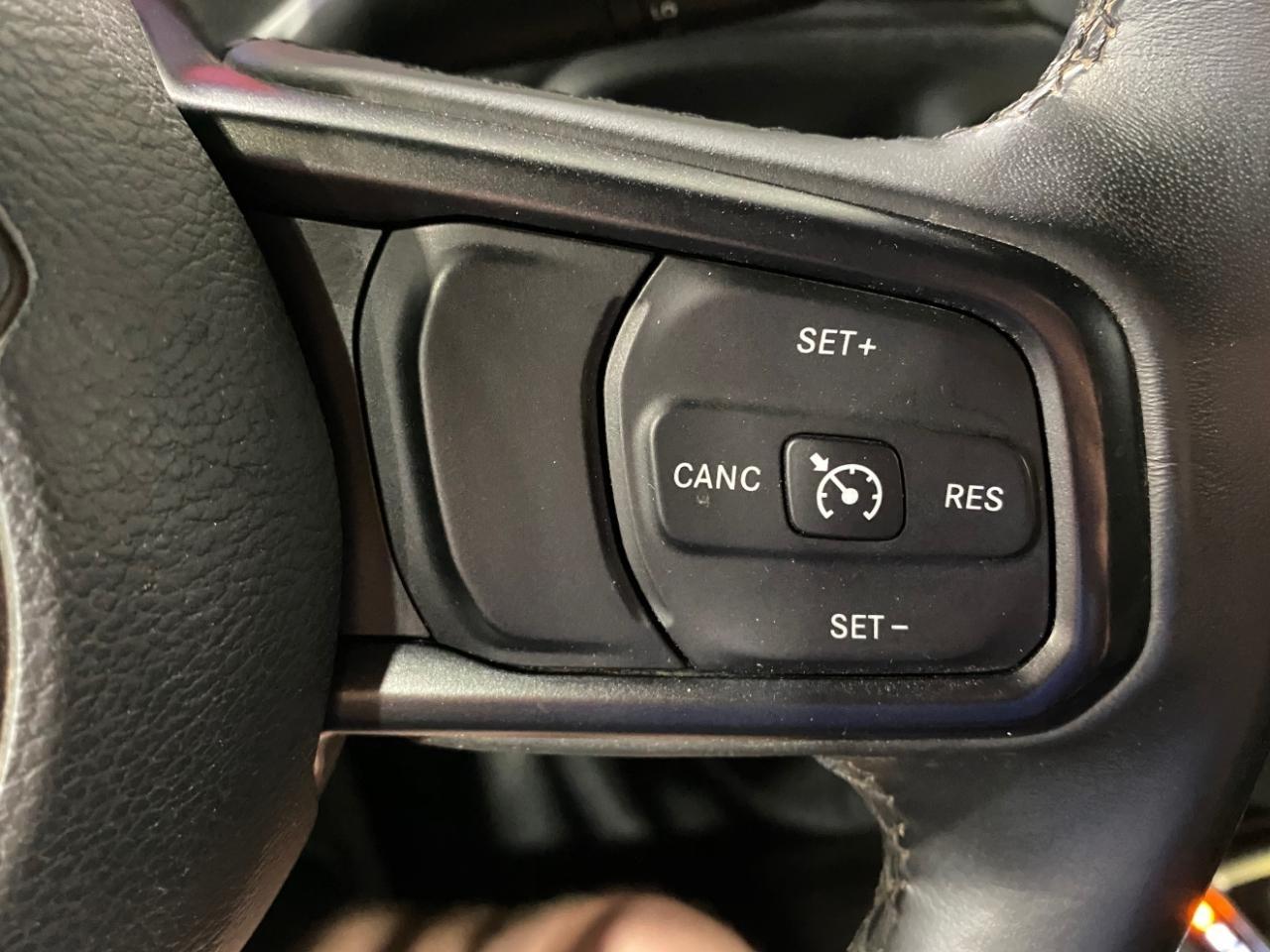 Jeep Wrangler Sport 4WD 2018