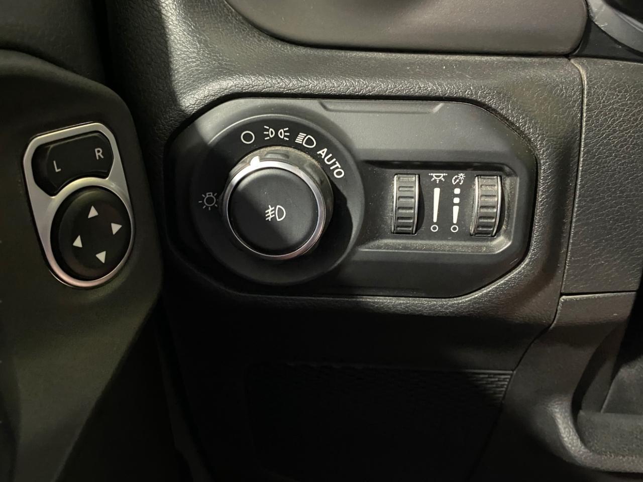 Jeep Wrangler Sport 4WD 2018