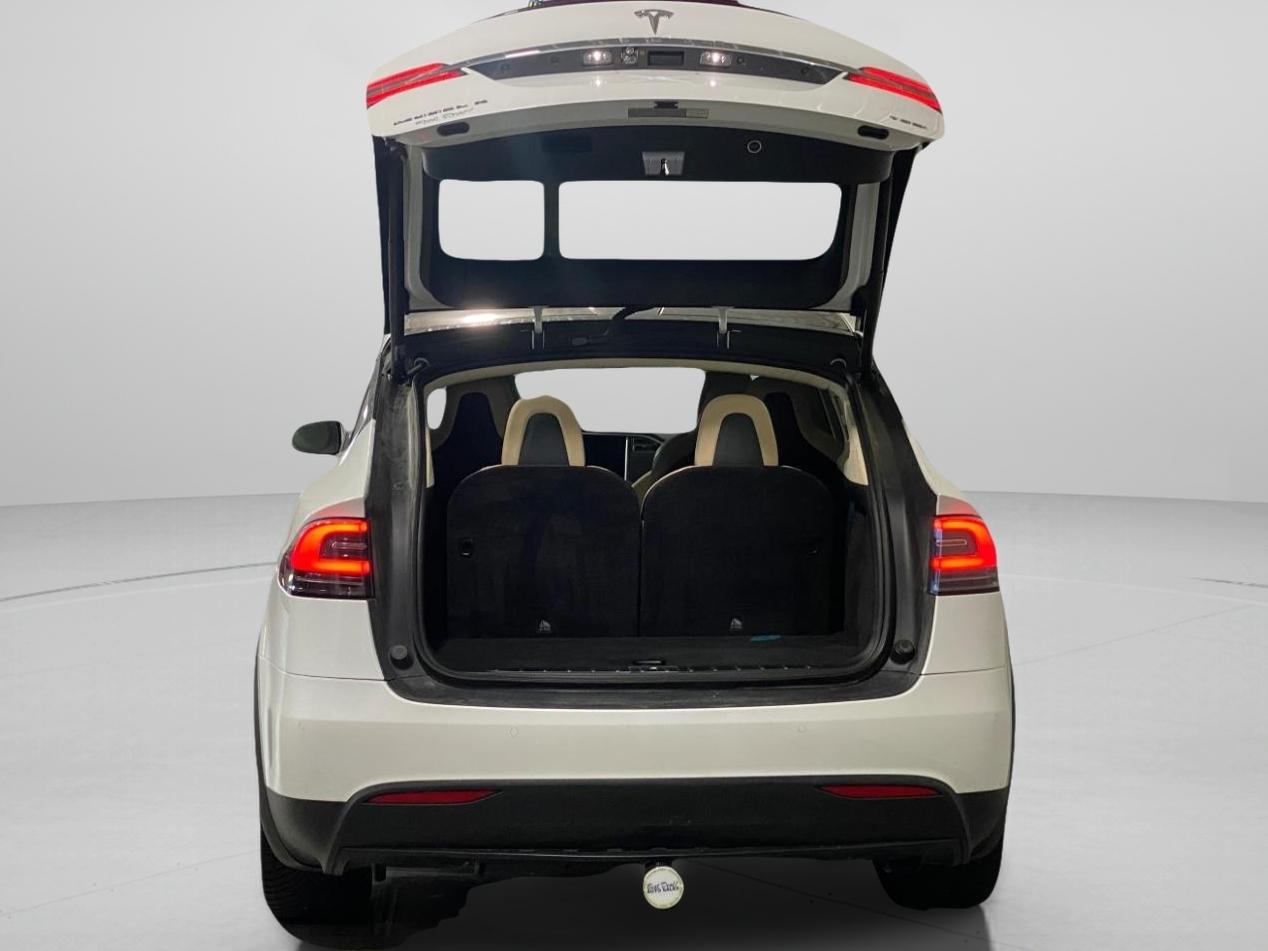 Tesla Model X 75D 2017