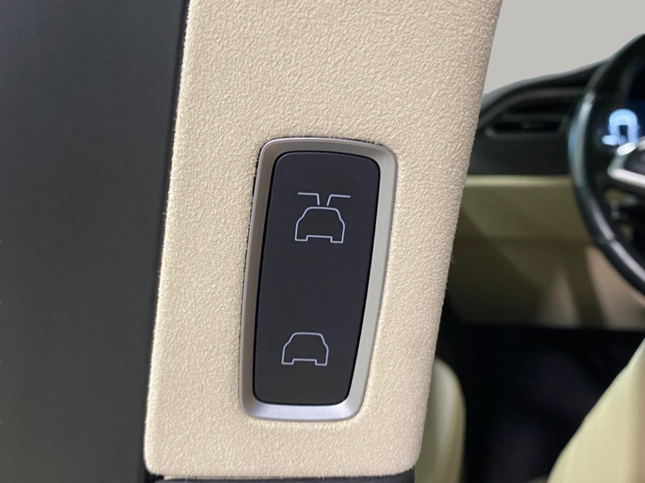 Tesla Model X 75D 2017