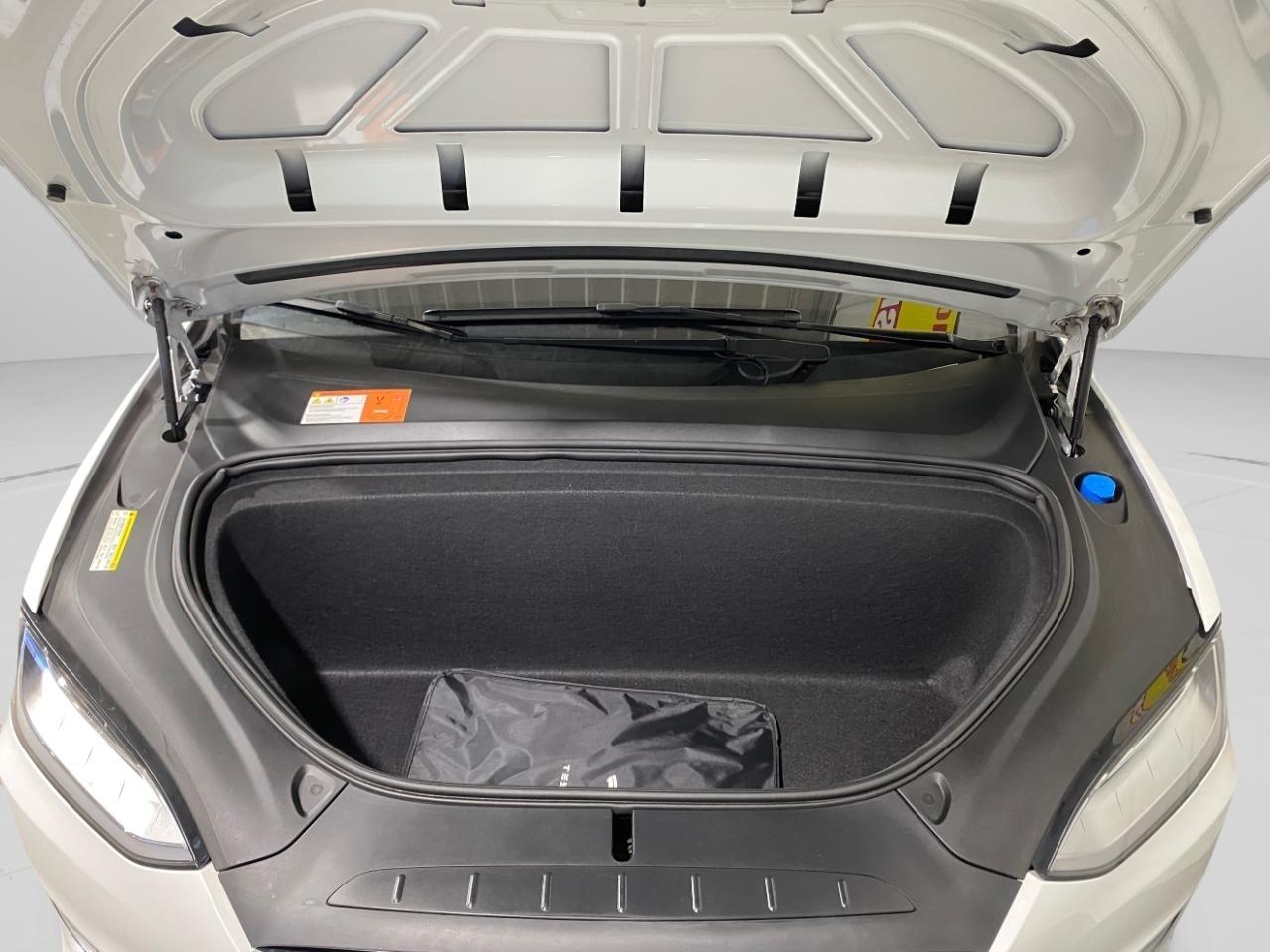 Tesla Model X 75D 2017
