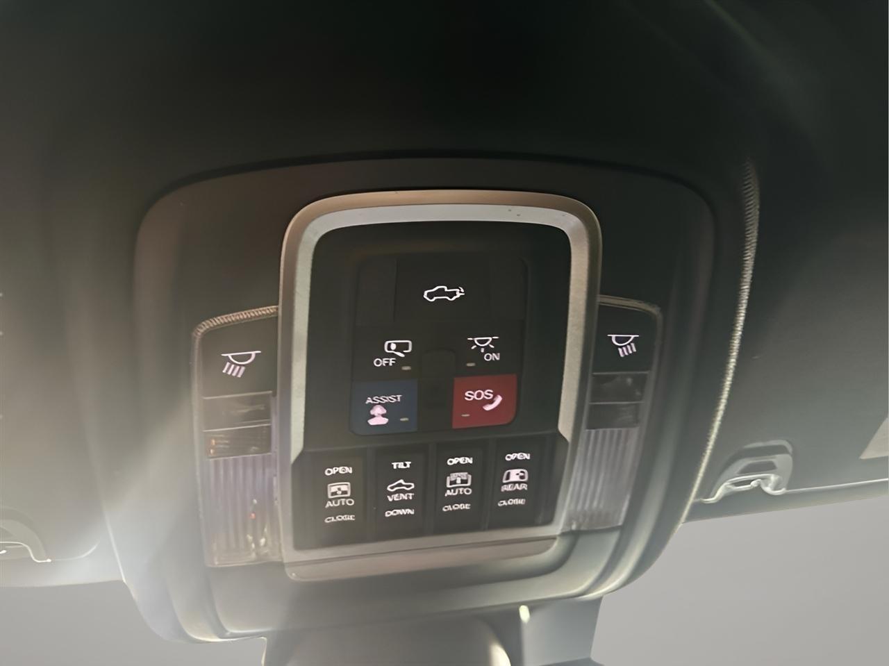 RAM 1500 Limited Crew Cab SWB 4WD 2020