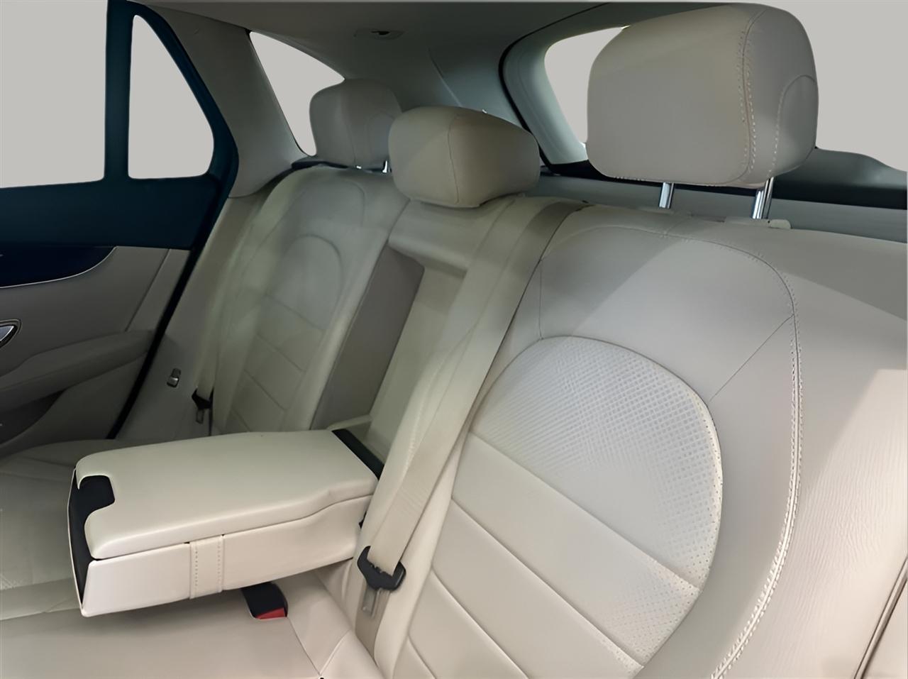 Mercedes-Benz GLC-Class GLC300 4MATIC 2017