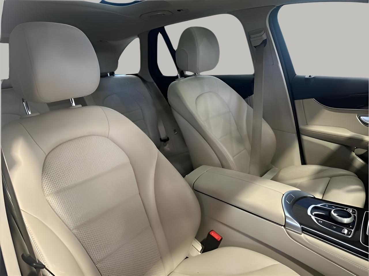 Mercedes-Benz GLC-Class GLC300 4MATIC 2017