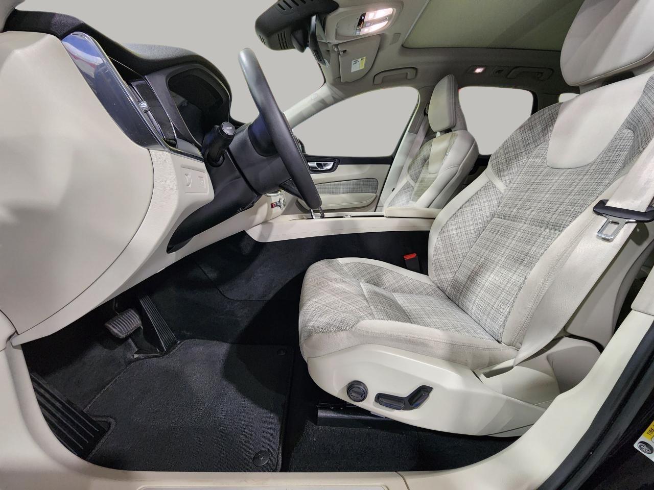 Volvo XC60  2022