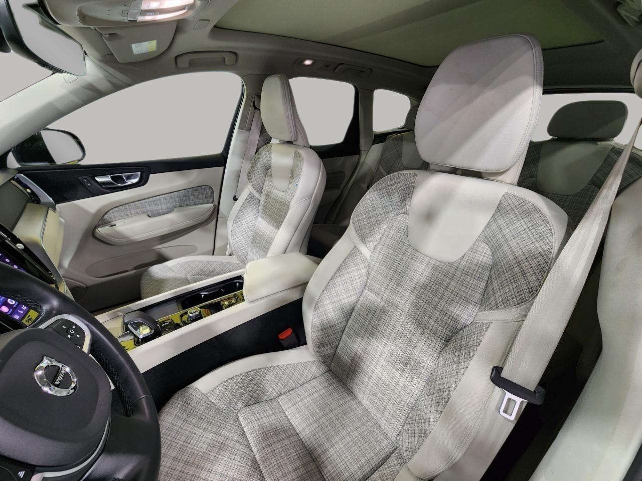 Volvo XC60  2022