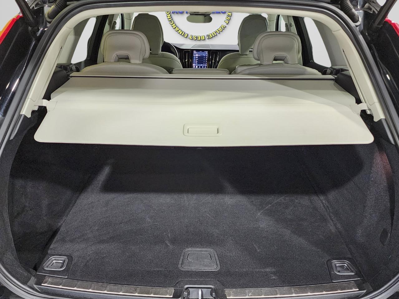 Volvo XC60  2022
