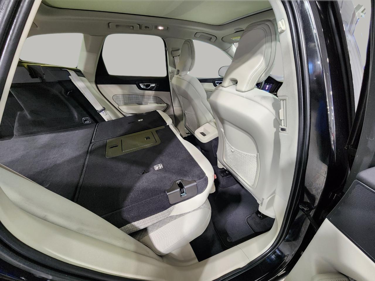 Volvo XC60  2022