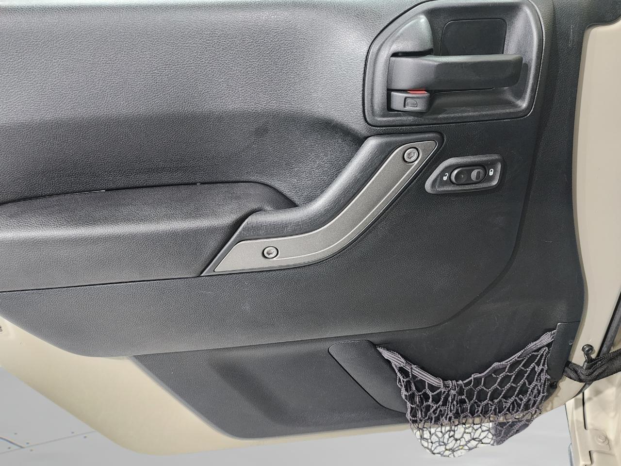 Jeep Wrangler  2017