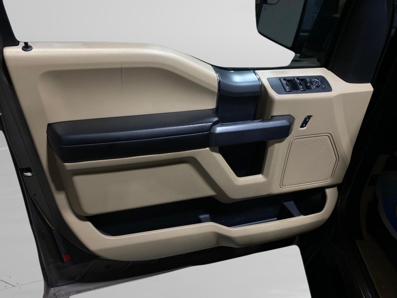 Ford F-150 XLT SuperCab 4WD 2015
