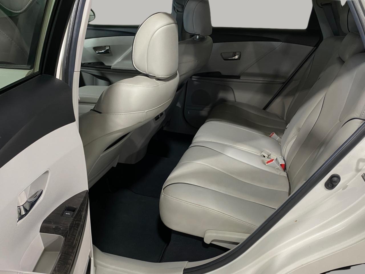 Toyota Venza XLE V6 AWD 2015