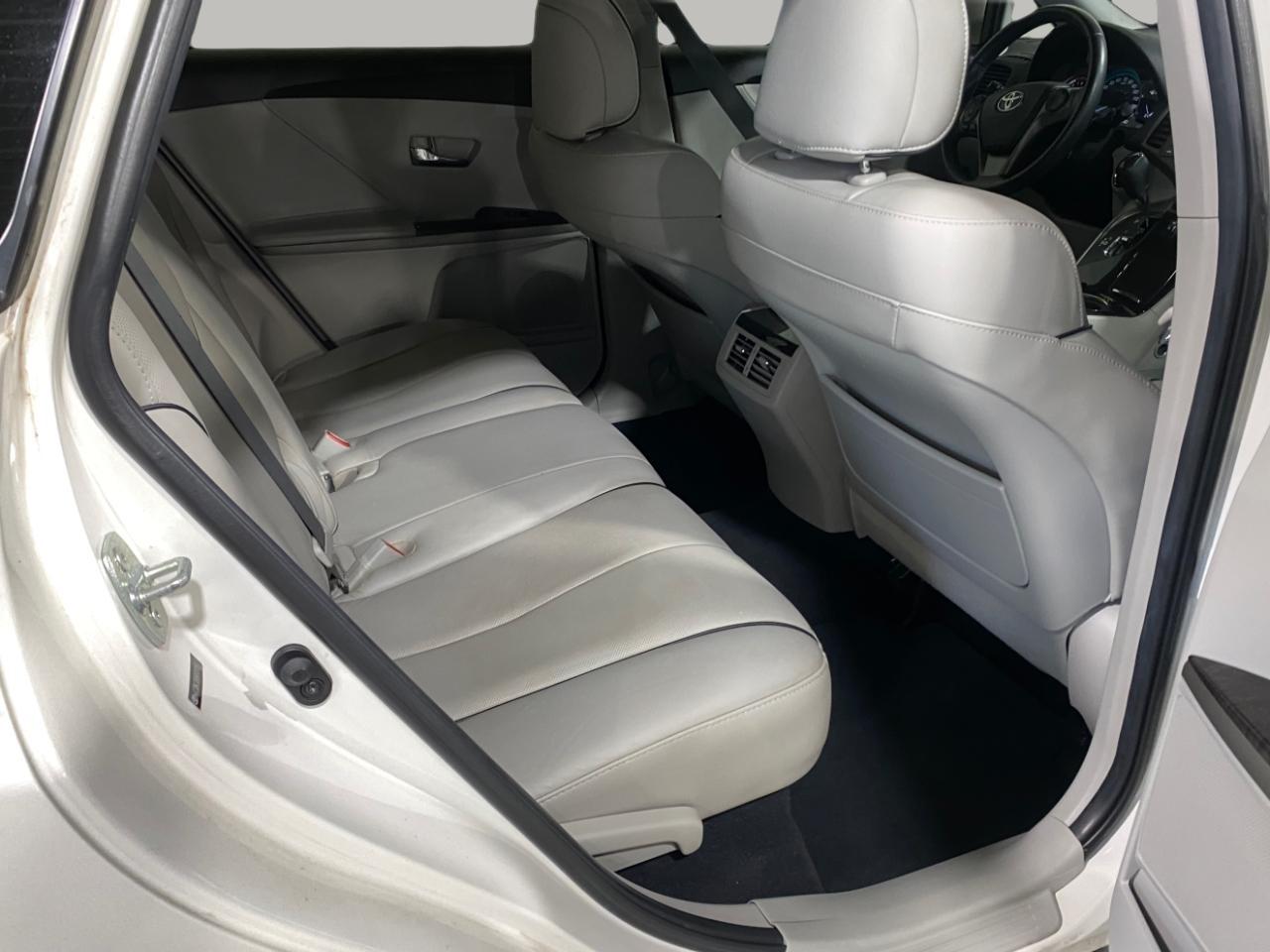 Toyota Venza XLE V6 AWD 2015
