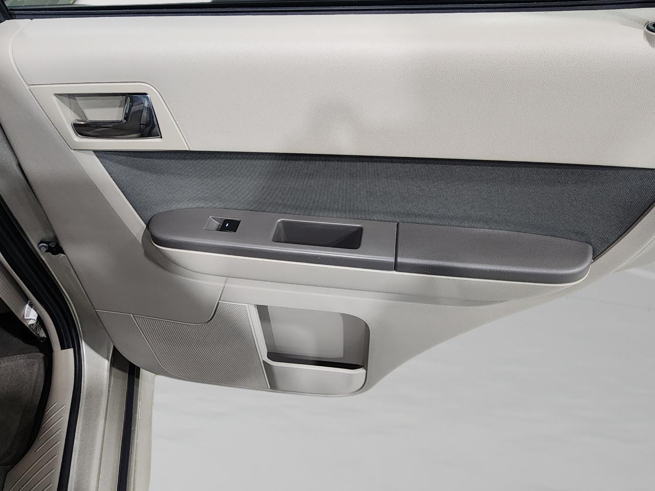 Mercury Mariner  2010