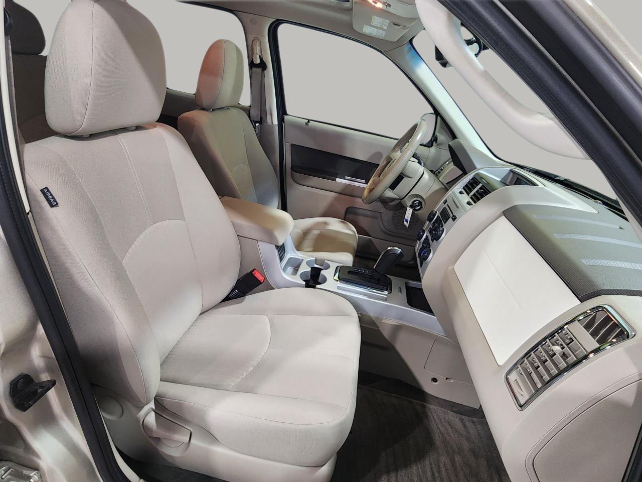 Mercury Mariner  2010