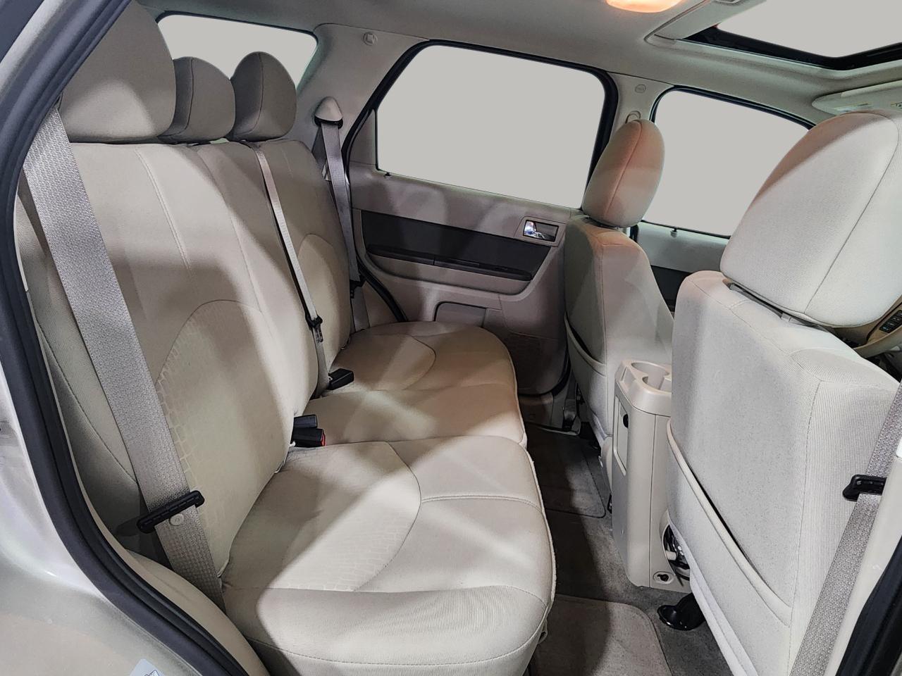 Mercury Mariner  2010