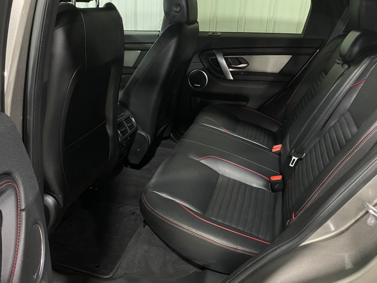 Land Rover Discovery Sport R-Dynamic SE 2023