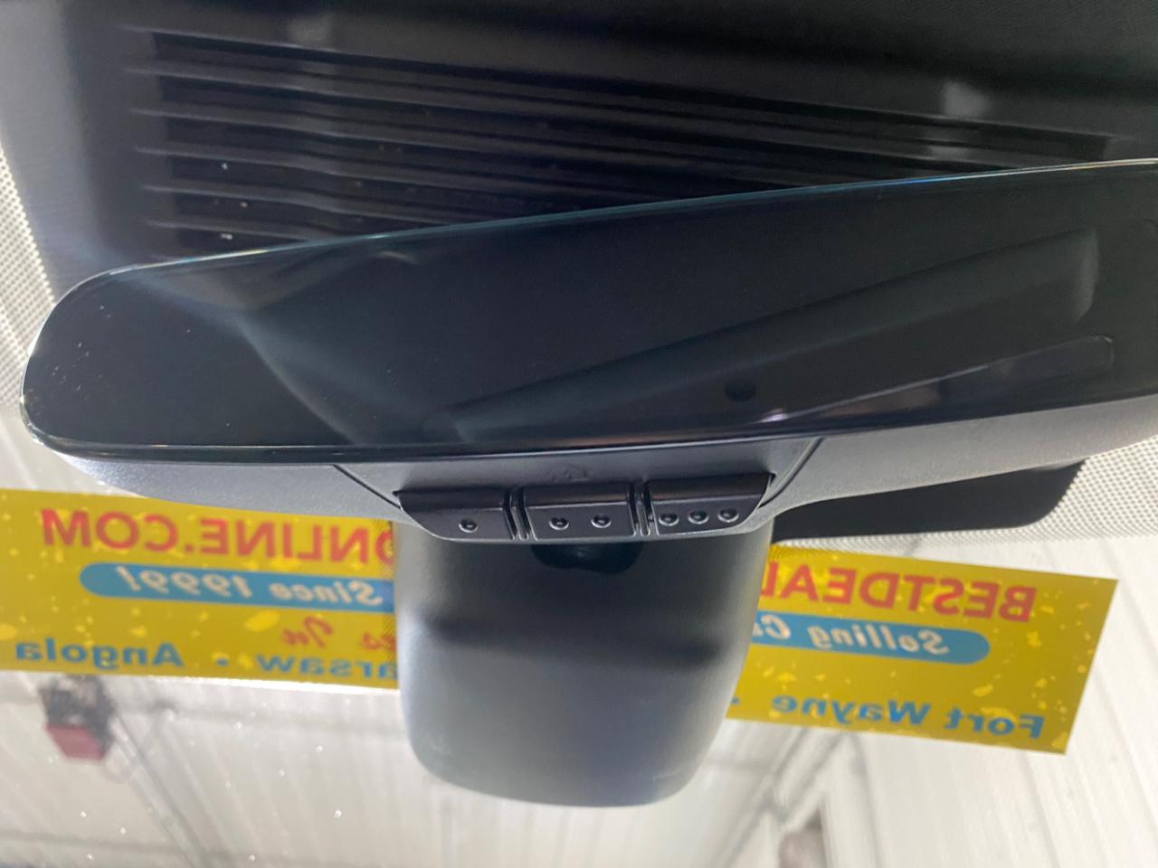 Land Rover Discovery Sport R-Dynamic SE 2023
