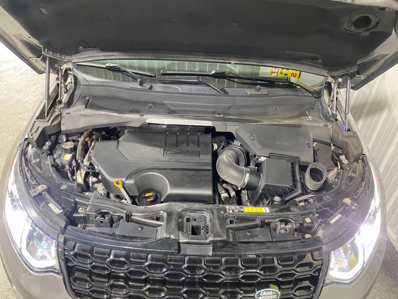 Land Rover Discovery Sport R-Dynamic SE 2023