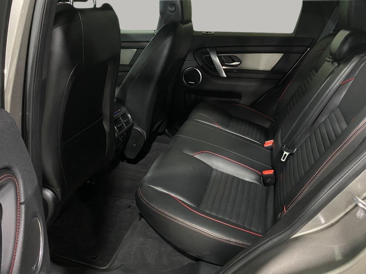 Land Rover Discovery Sport R-Dynamic SE 2023