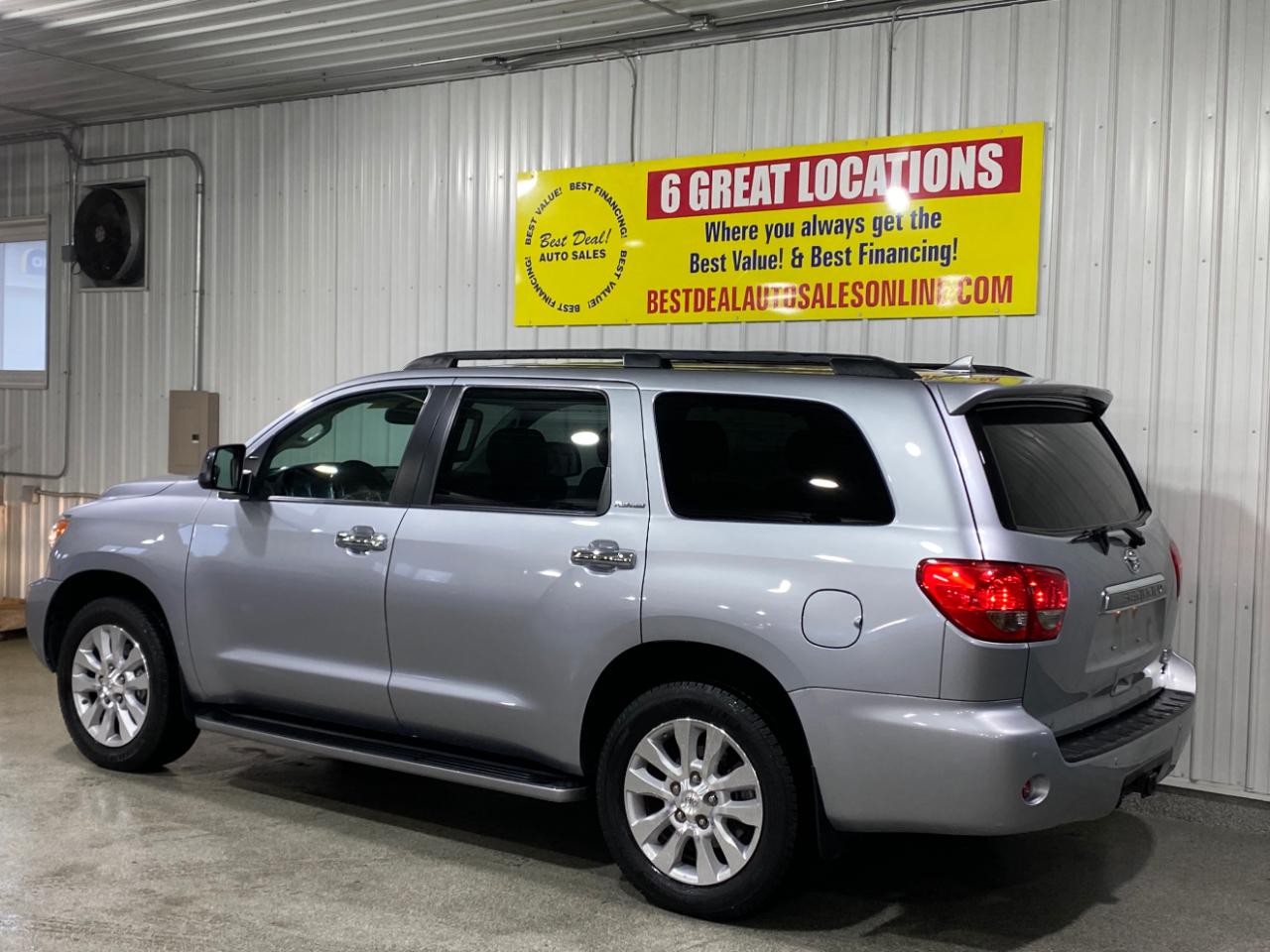 Toyota Sequoia Plantium 4WD FFV 2015
