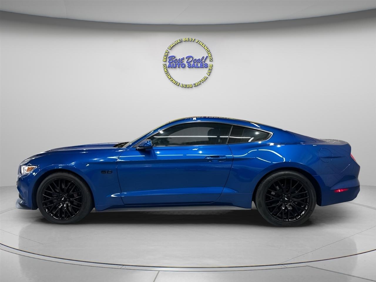 Ford Mustang GT Premium Coupe 2017