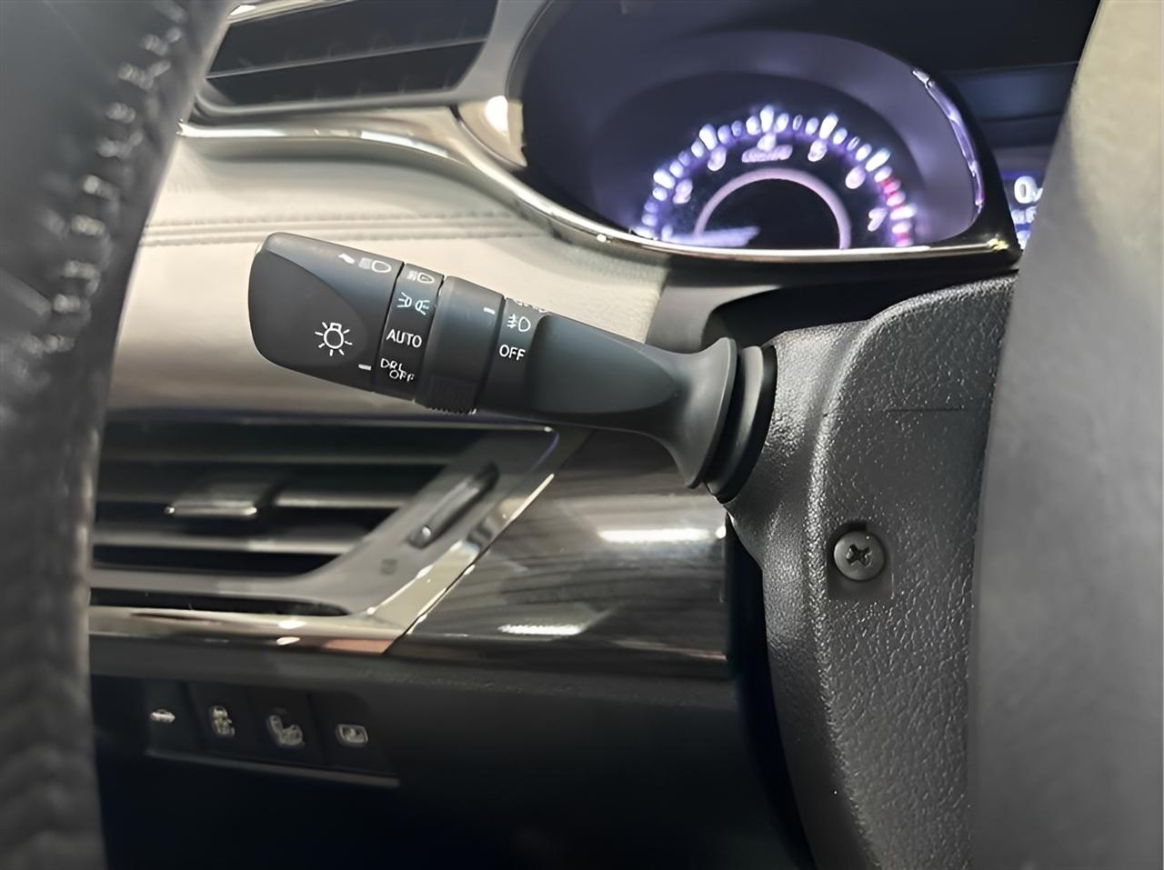 Toyota Avalon XLE Premium 2014