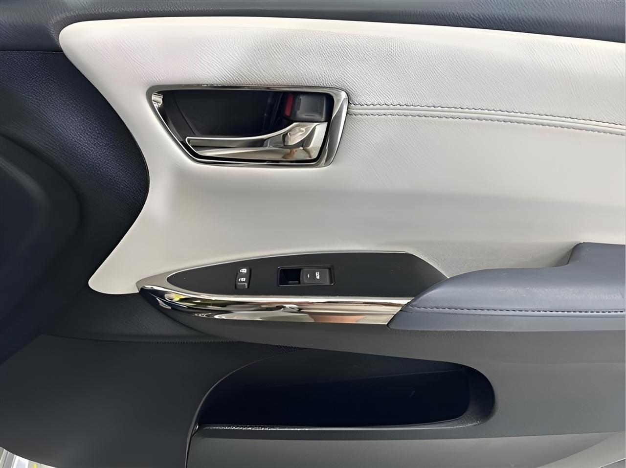 Toyota Avalon XLE Premium 2014