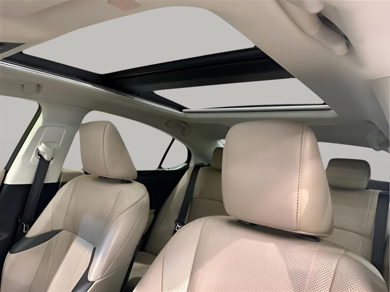 Lexus ES 350 Luxury 2019