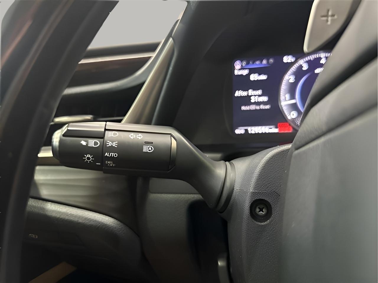 Lexus ES 350 Luxury 2019