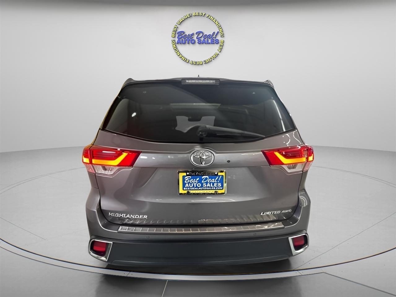 Toyota Highlander Limited AWD V6 2019