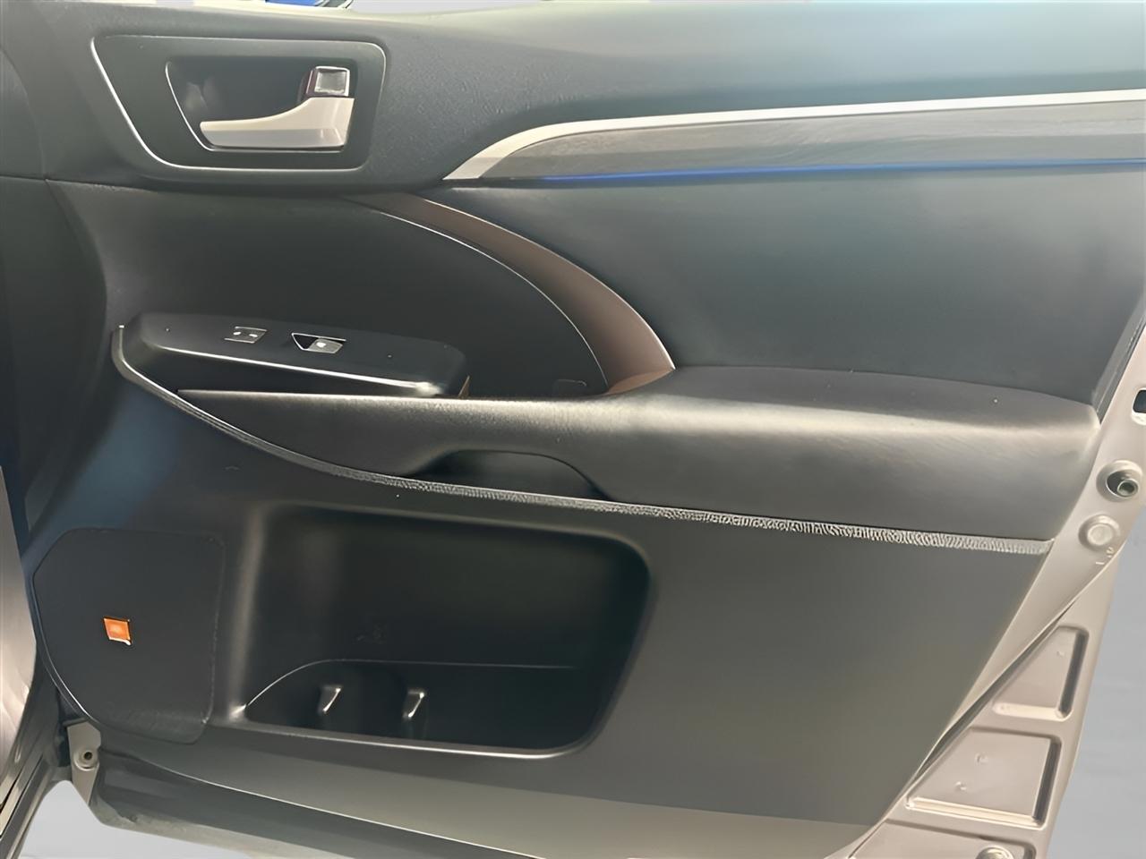 Toyota Highlander Limited AWD V6 2019