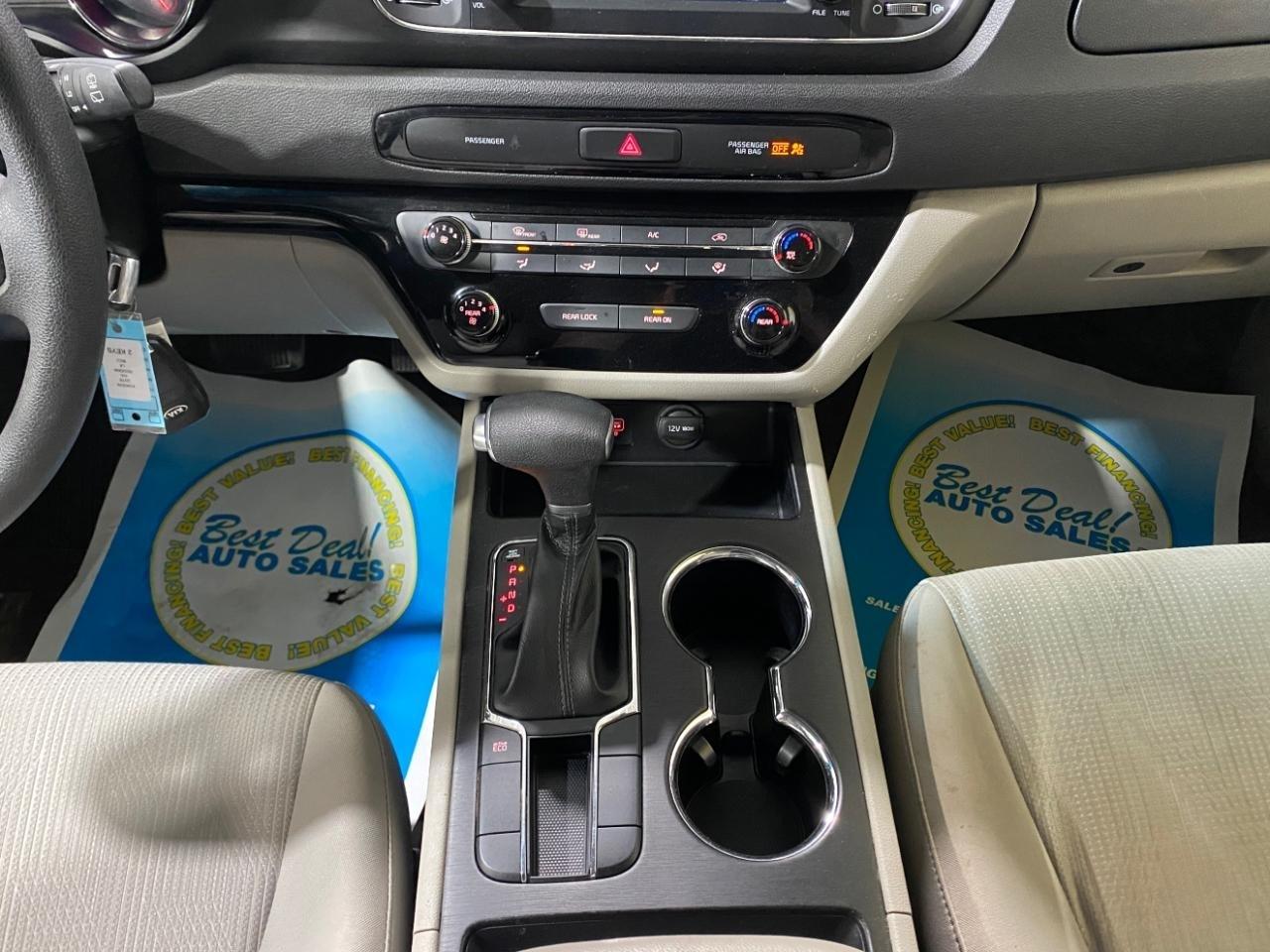 Kia Sedona LX 2019