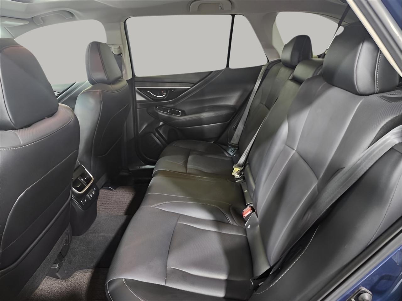 Subaru Outback  2022