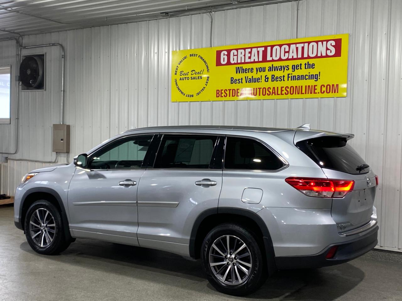 Toyota Highlander XLE AWD V6 2017