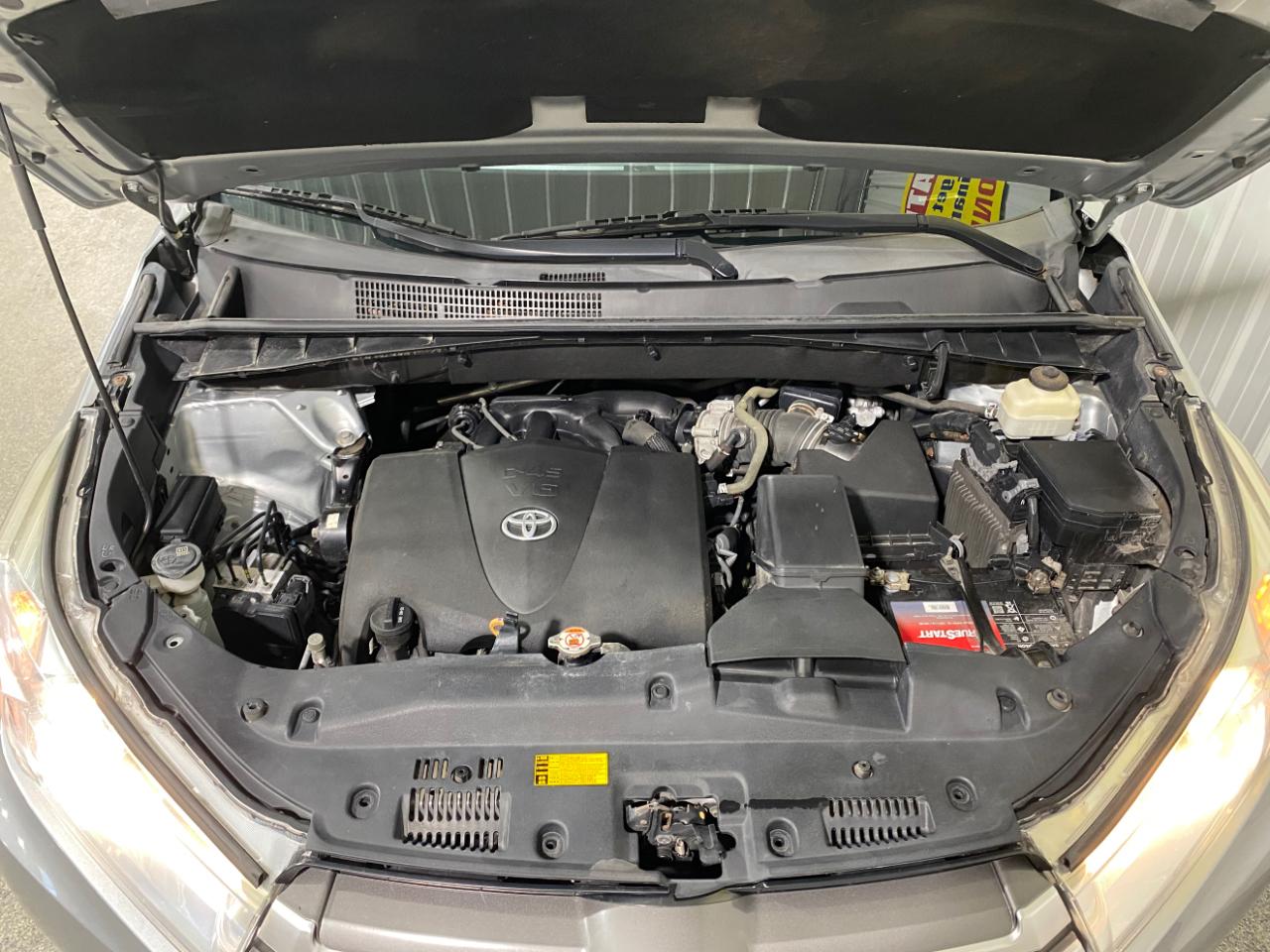 Toyota Highlander XLE AWD V6 2017