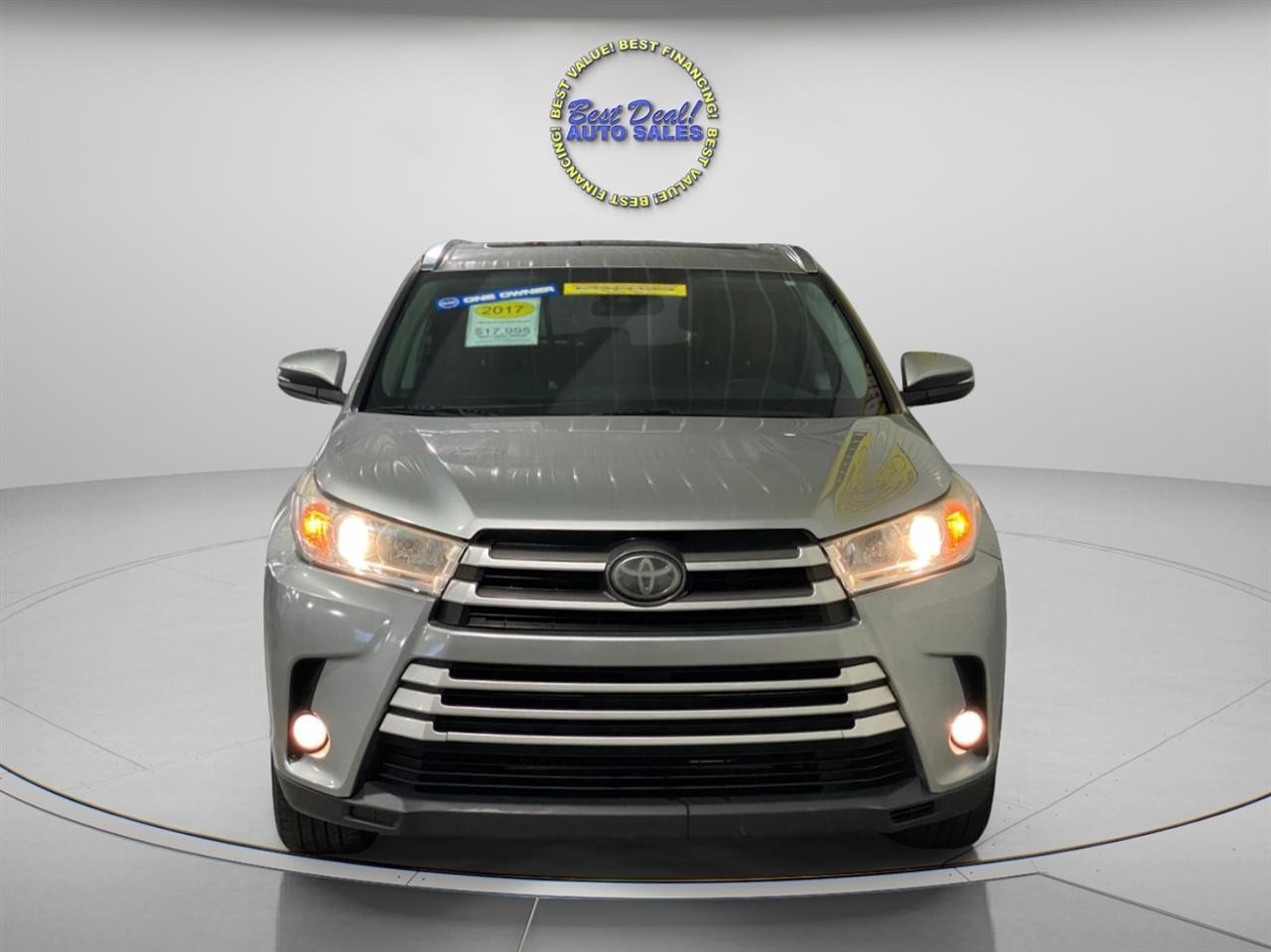 Toyota Highlander XLE AWD V6 2017