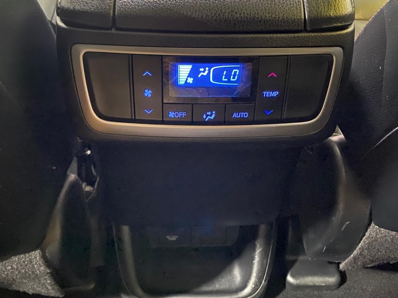 Toyota Highlander XLE AWD V6 2017