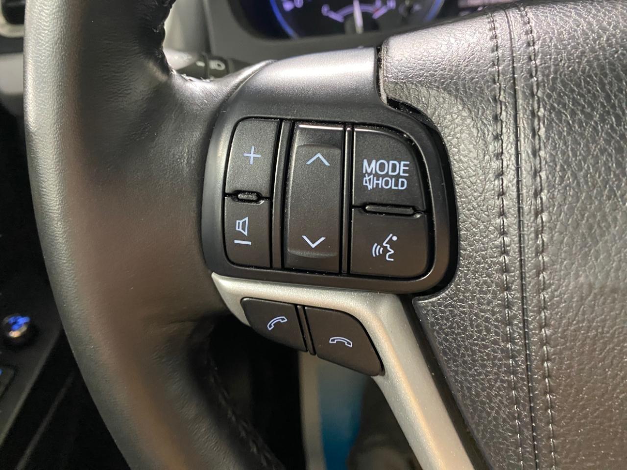 Toyota Highlander XLE AWD V6 2017