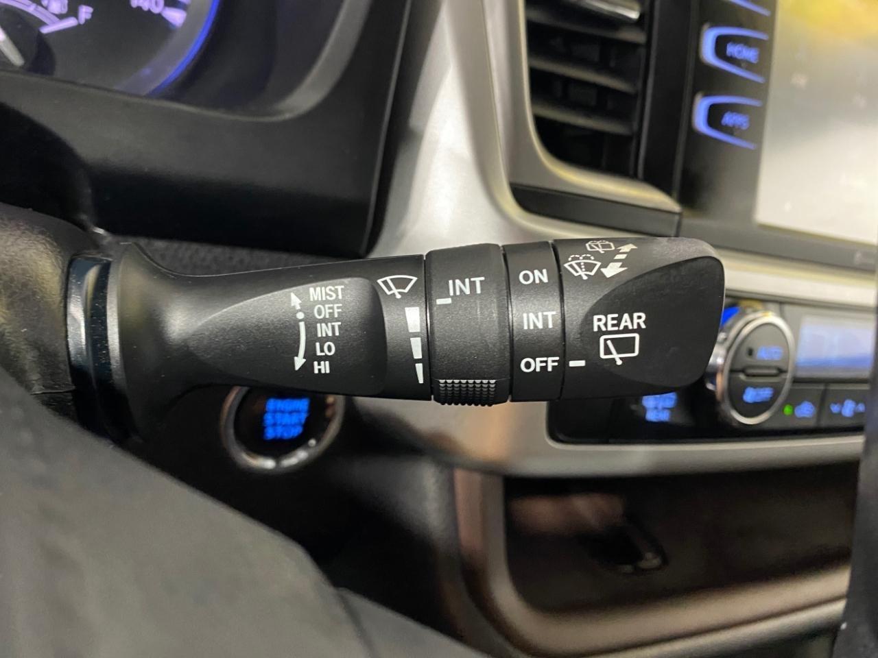 Toyota Highlander XLE AWD V6 2017
