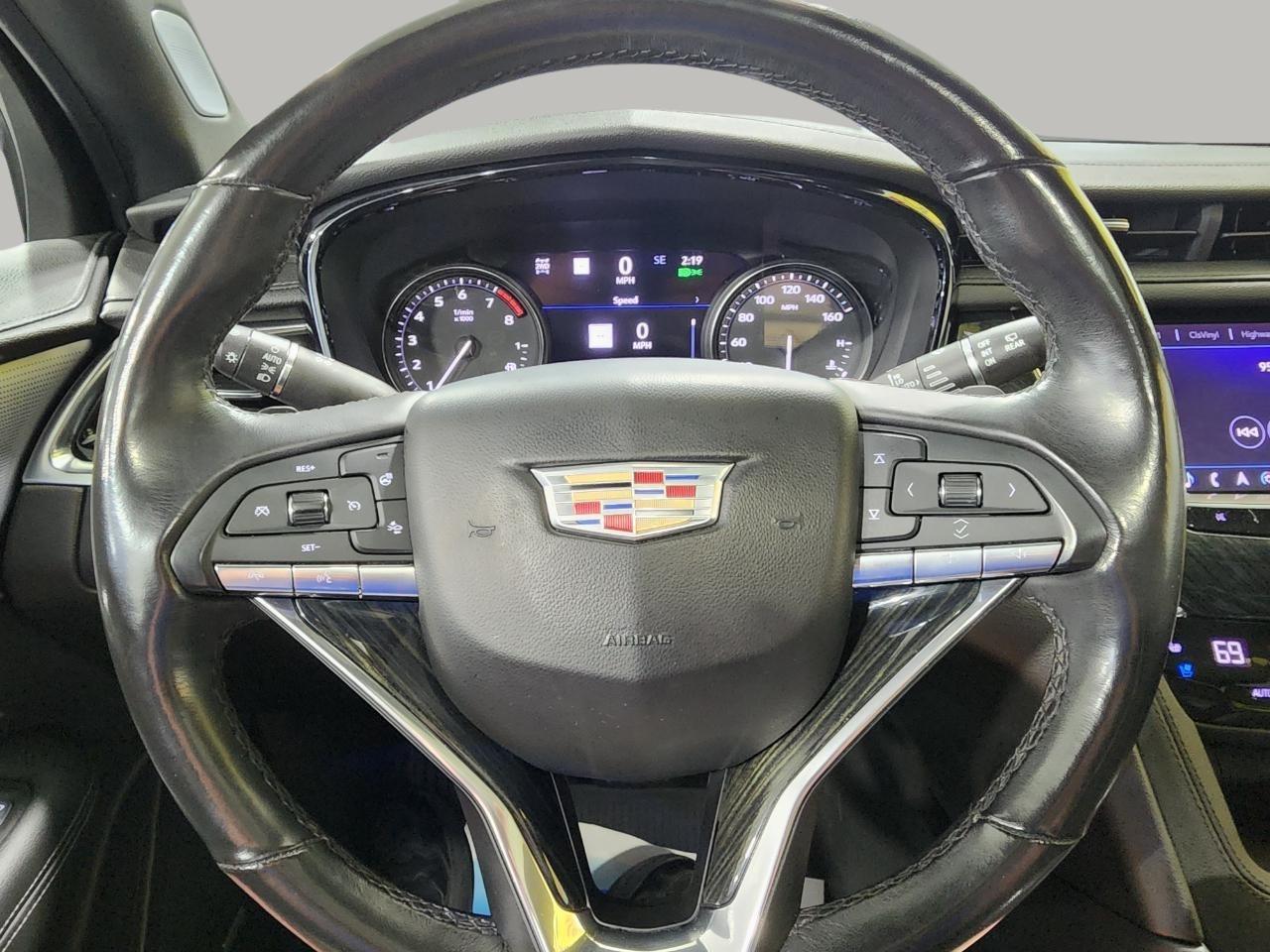 Cadillac XT6  2020