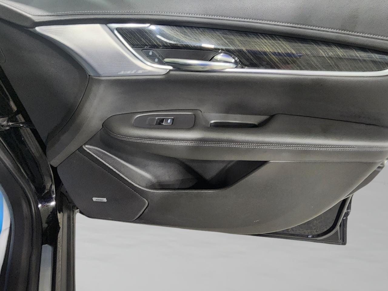 Cadillac XT6  2020