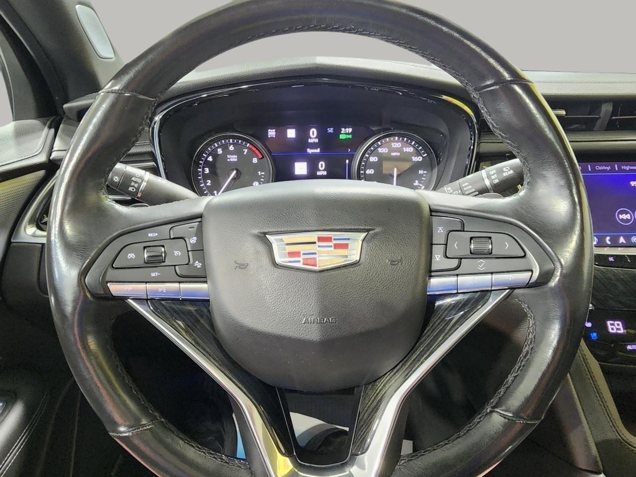 Cadillac XT6  2020