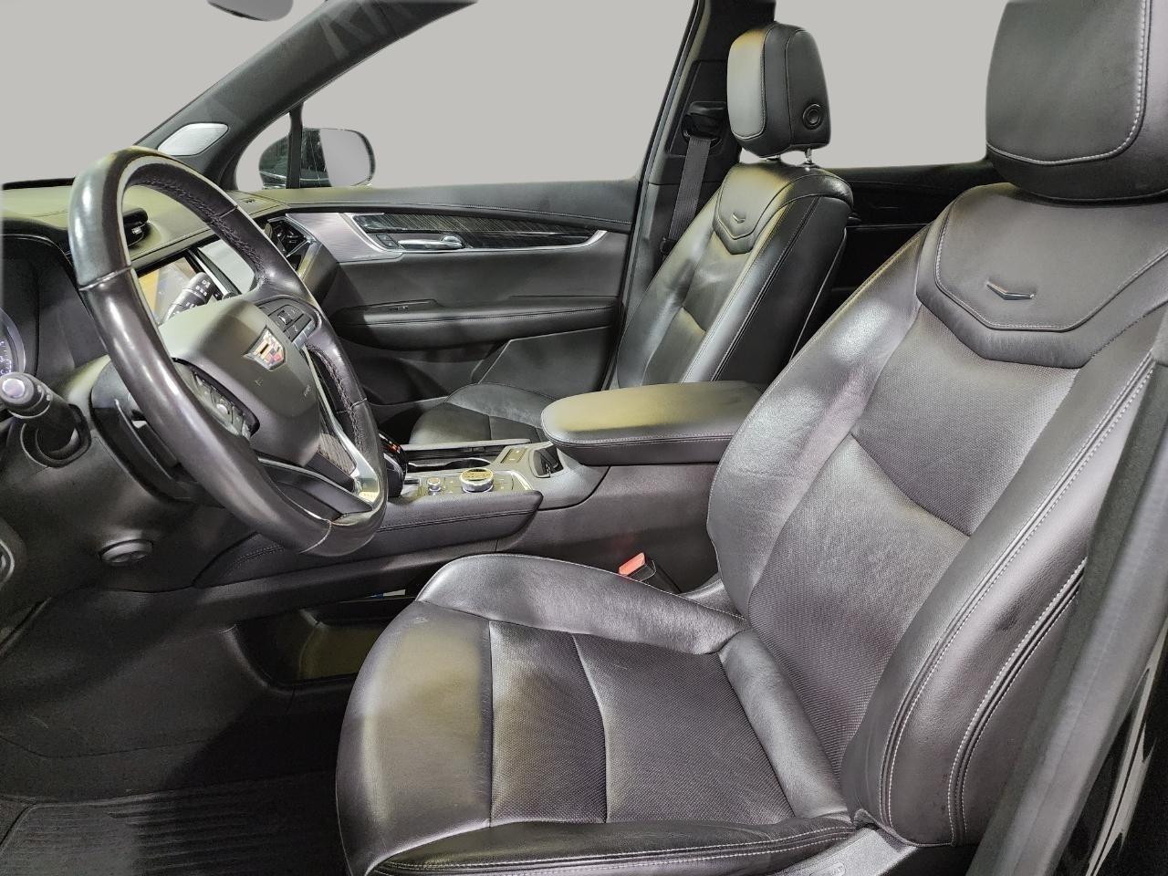 Cadillac XT6  2020