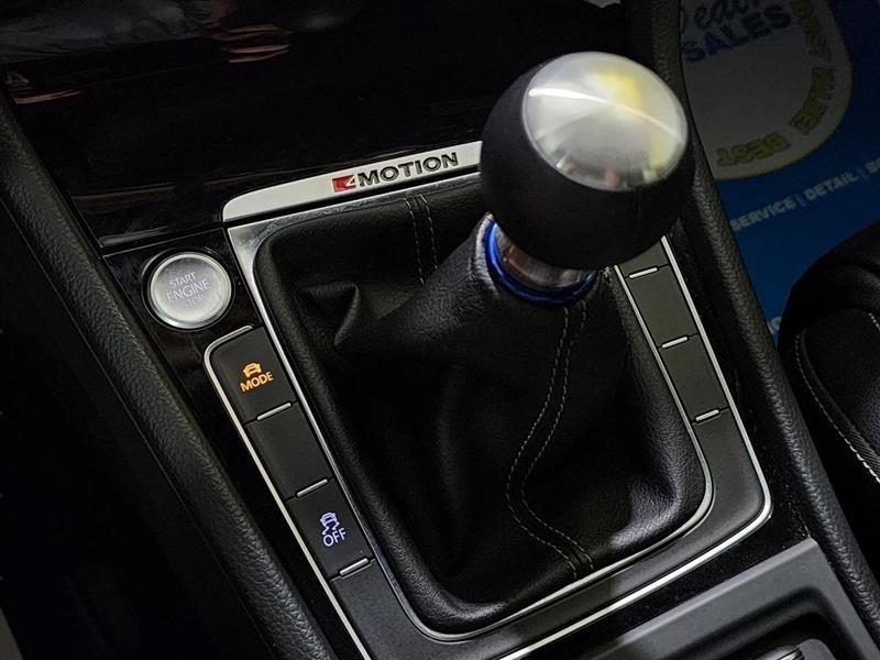 Volkswagen Golf R  2016