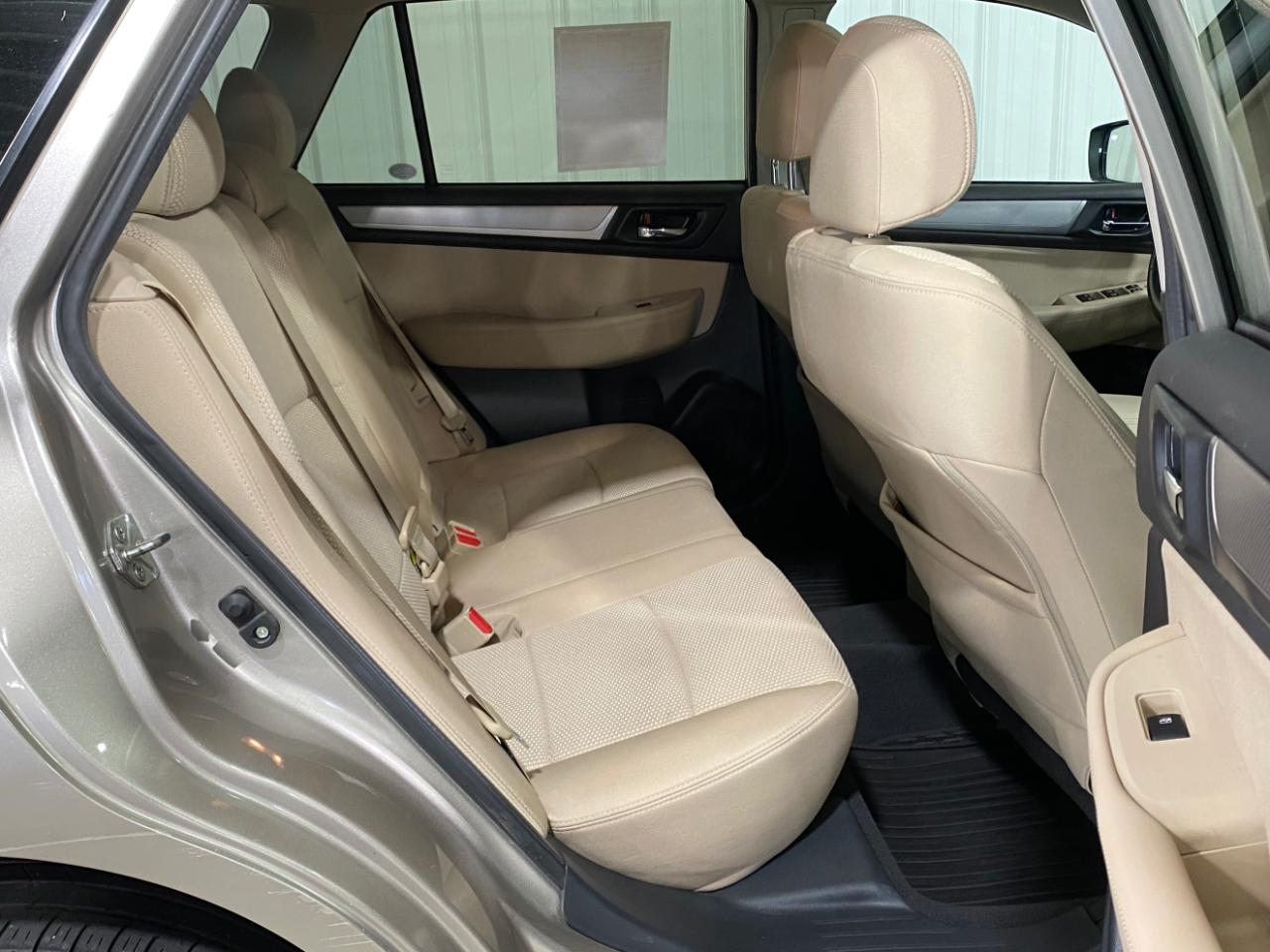 Subaru Outback 2.5i Premium 2016