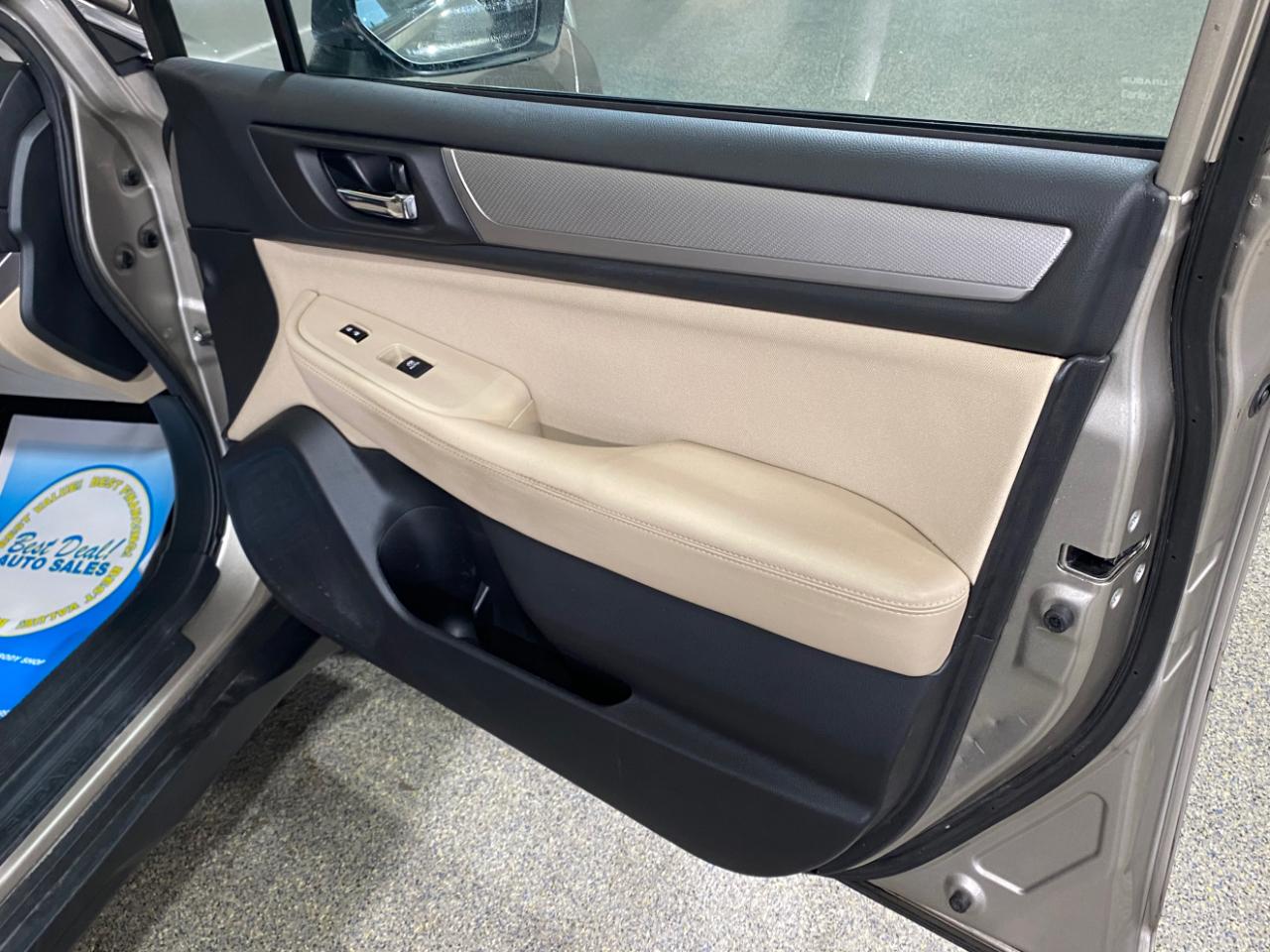 Subaru Outback 2.5i Premium 2016