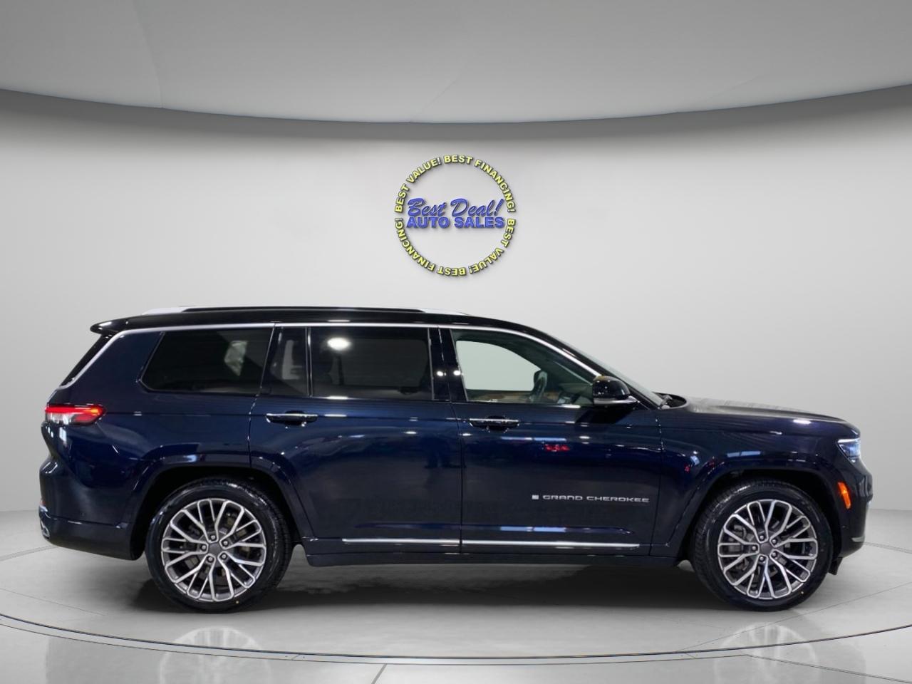 Jeep Grand Cherokee L Summit 4WD 2023